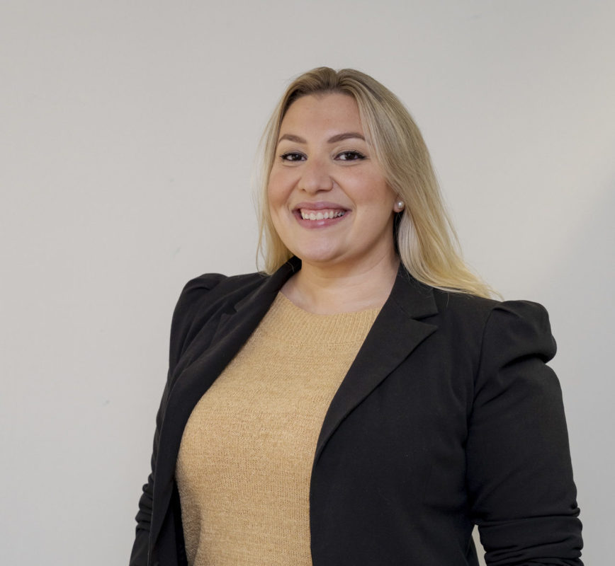 Especialistas apontam prós e contra da atividade de influenciadores digitais