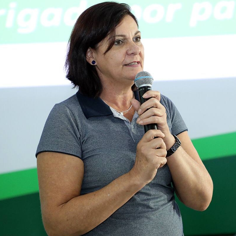 Sicredi afirma que é importante falar sobre cuidar das finanças