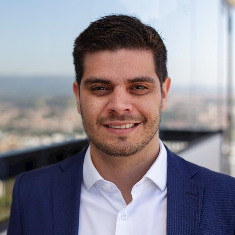 Fluxo: Bruno Vieira funda escritório W4