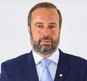 Perfil do senador Alexandre da Silveira, relator da MP da taxa de fiscalização