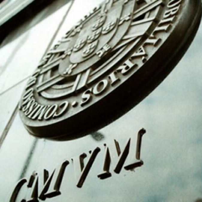 CVM condena corretora, diretores e AAIs a pagar multa de R$ 11,4 milhões