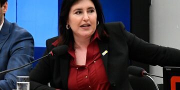 CMO recebe ministra do Planejamento para debater Orçamento de 2024