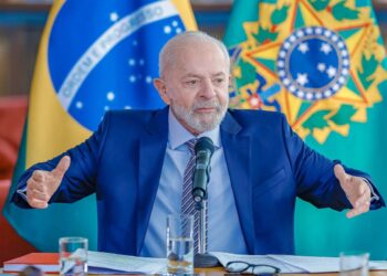 Lula indica 17 nomes para diretorias de nove agências reguladoras