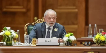 Lula defende governança global para inteligência artificial durante agenda na Índia